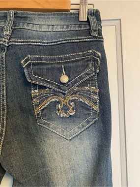 Y2K Lowrise Bootcut Roadrunner Jeans Size 6 Women’s Dark Wash Pocket Details